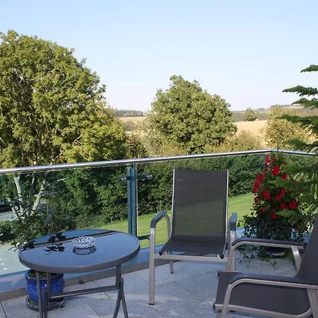 Retterath Am Nuerburgring 3*