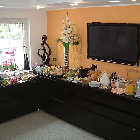 Hotel Retterath Am Nuerburgring 3*