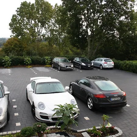 Hotel Retterath Am Nuerburgring 3*