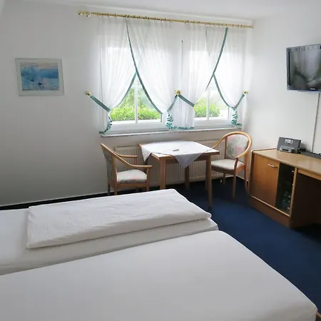 Otel Retterath Am Nuerburgring 3*