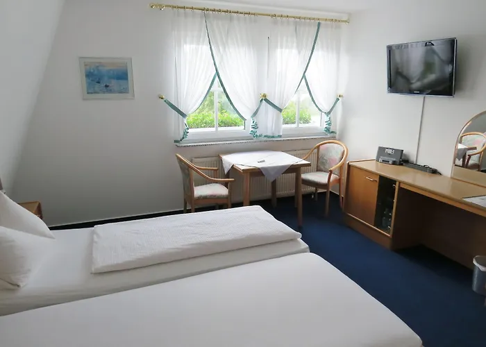 Retterath Am Nuerburgring 3*